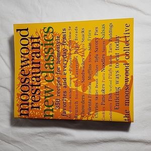 Moosewood Restaurant New Classics‎ Cookbook
